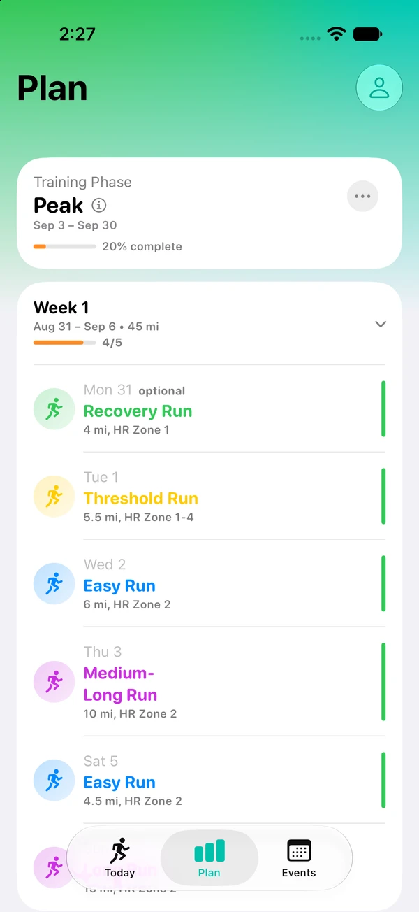 Jamotion Plan screen showing a four-week training phase and a week of scheduled runs with distances and effort zones.